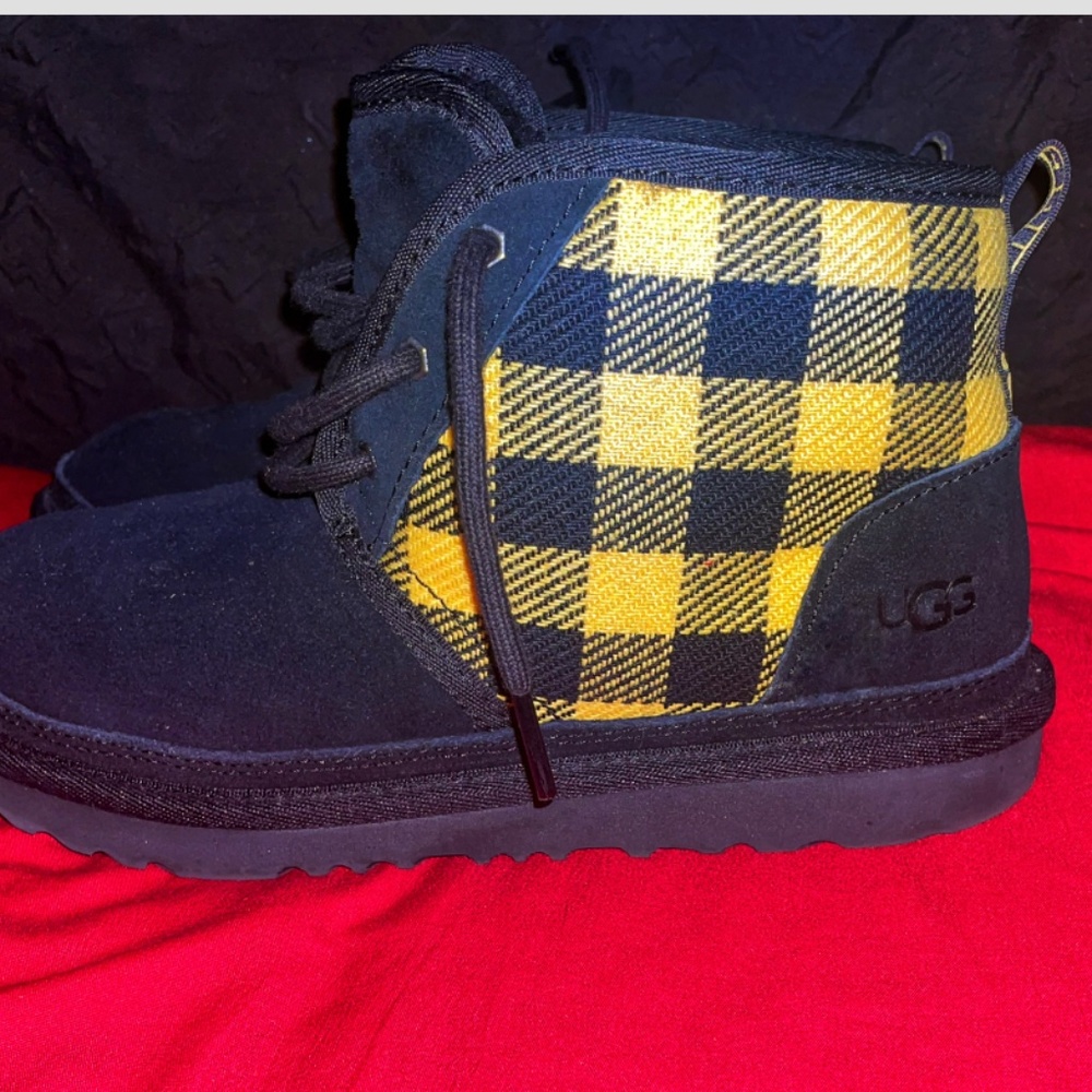 Ugg neumal